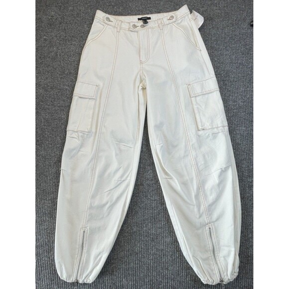 Forever 21 Cargo Junior Size Large Cinched Mid Rise Jogger Pants White NEW - Picture 3 of 11